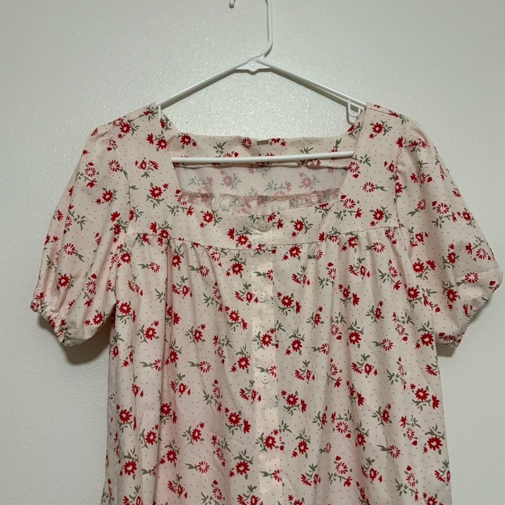 SHEIN Women’s Ivory & Red floral Square Neck Button Up Dress Size Small Mini - Picture 3 of 10